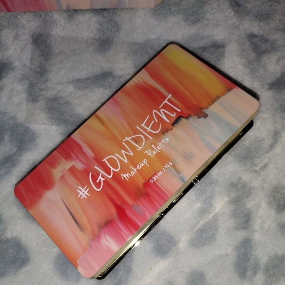 Touch In Sol Set - Picture 5 of 6